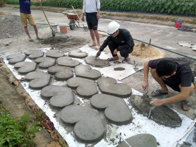 Công trình “ Vườn Hồng 15 năm” 2 Công trình “ Vườn Hồng 15 năm”