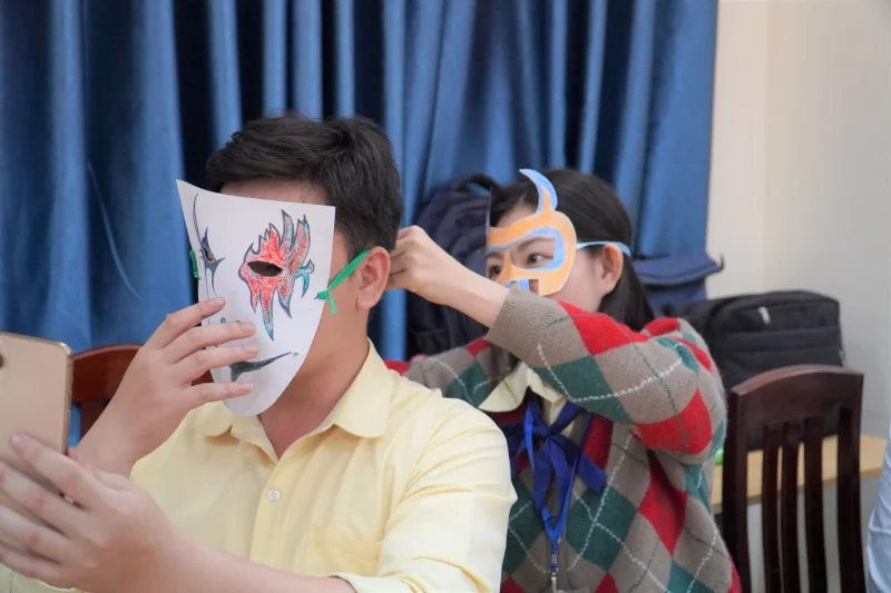 Sinh hoạt CLB tiếng Anh với chủ đề "Halloween"