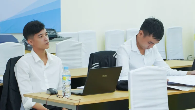 Lễ Bảo vệ đồ án, chuyên đề tốt nghiệp ngành Công nghệ kỹ thuật xây dựng