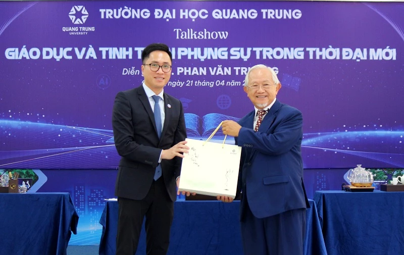 Talkshow Giao Duc Phung Su