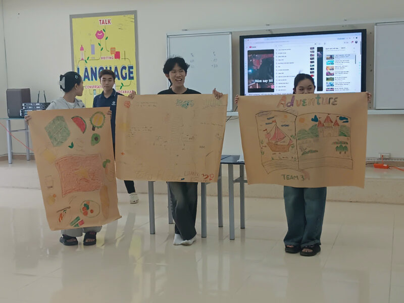 Sinh hoạt Câu lạc bộ tiếng Anh ngày 09/4/2026 10 Z7710237854151 590715994f36fbecb2474098cfc63bad