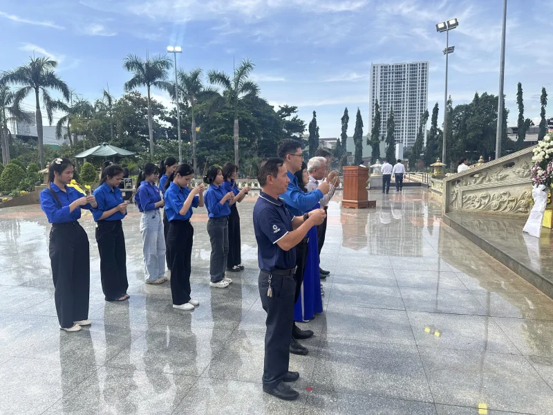 Kỷ niệm 79 năm ngày Thương binh Liệt sĩ