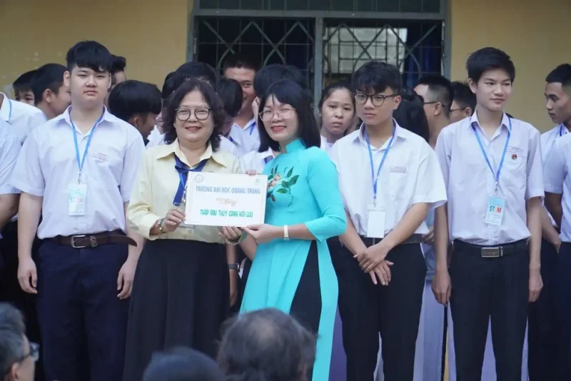 Lễ ra mắt câu lạc bộ STEM Trường THPT Nguyễn Thái Học – Quy Nhơn 3 CLB STEM Trường THPT Nguyễn Thái Học – Quy Nhơn