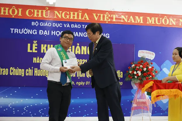 Khai giảng và trao Chứng chỉ Nghiệp vụ Hướng dẫn Du lịch Nội địa và Quốc tế đầu tiên trong giai đoạn tái cấu trúc