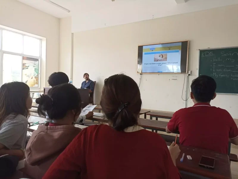 QTU – Môi trường học tập ngành Ngôn ngữ Anh hiệu quả
