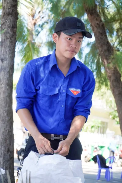 Tuổi trẻ QTU hưởng ứng Ngày Môi trường thế giới 05/6/2022 8 Tuổi trẻ QTU hưởng ứng Ngày Môi trường thế giới 05/6/2022