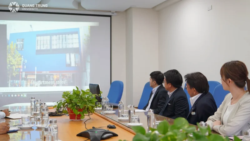 Trường Đại học Quang Trung tiếp đón Tập đoàn Takara – Mở ra cơ hội hợp tác và việc làm tại Nhật Bản cho sinh viên ngành xây dựng 3 Trường Đại học Quang Trung tiếp đón Tập đoàn Takara