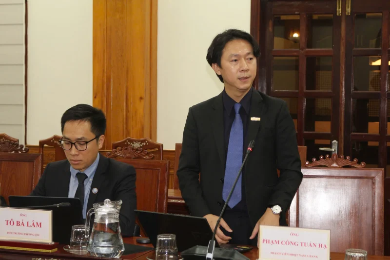 Trường Đại học Quang Trung và Nam A Bank làm việc với lãnh đạo tỉnh Gia Lai về phát triển khoa học công nghệ 2 Trường Đại học Quang Trung và Nam A Bank làm việc với lãnh đạo tỉnh Gia Lai về phát triển khoa học công nghệ