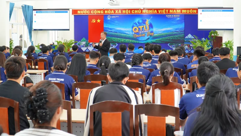 Khai mạc tuần công dân - sinh viên K21
