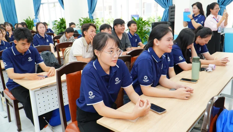 Khai mạc tuần công dân - sinh viên K21