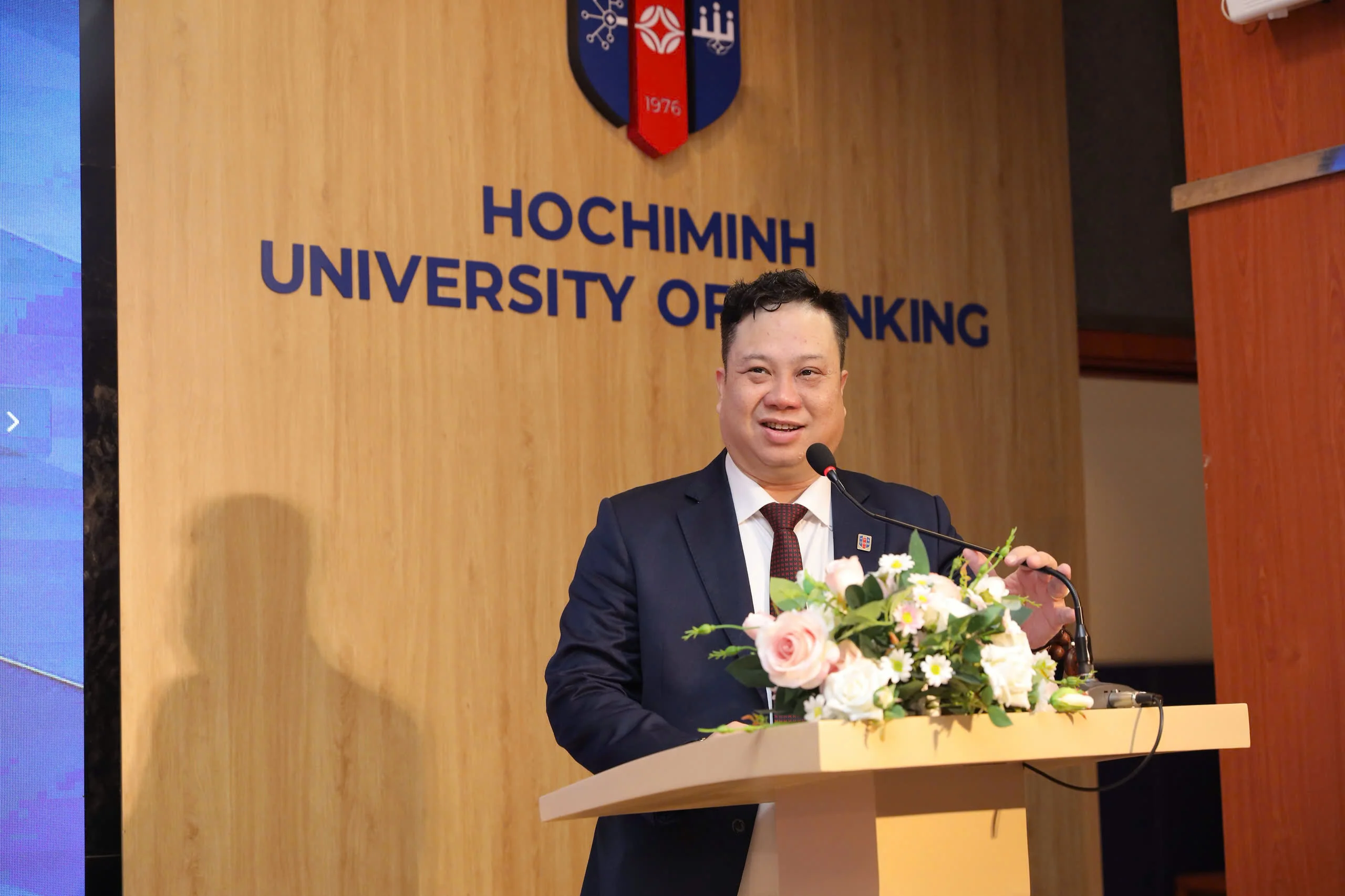 Trường Đại học Quang Trung bắt tay hợp tác với Trường Đại học Ngân hàng TP. HCM