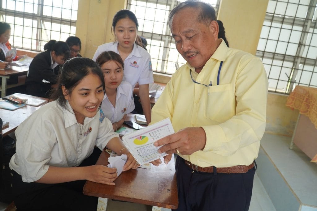 Trường Đại học Quang Trung làm công tác tư vấn tuyển sinh tại tỉnh Phú Yên 2 1 2