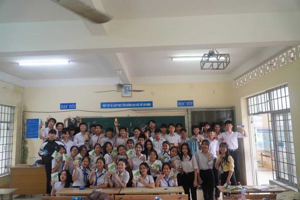 Trường Đại học Quang Trung làm công tác tư vấn tuyển sinh tại tỉnh Phú Yên 5 DSC09741