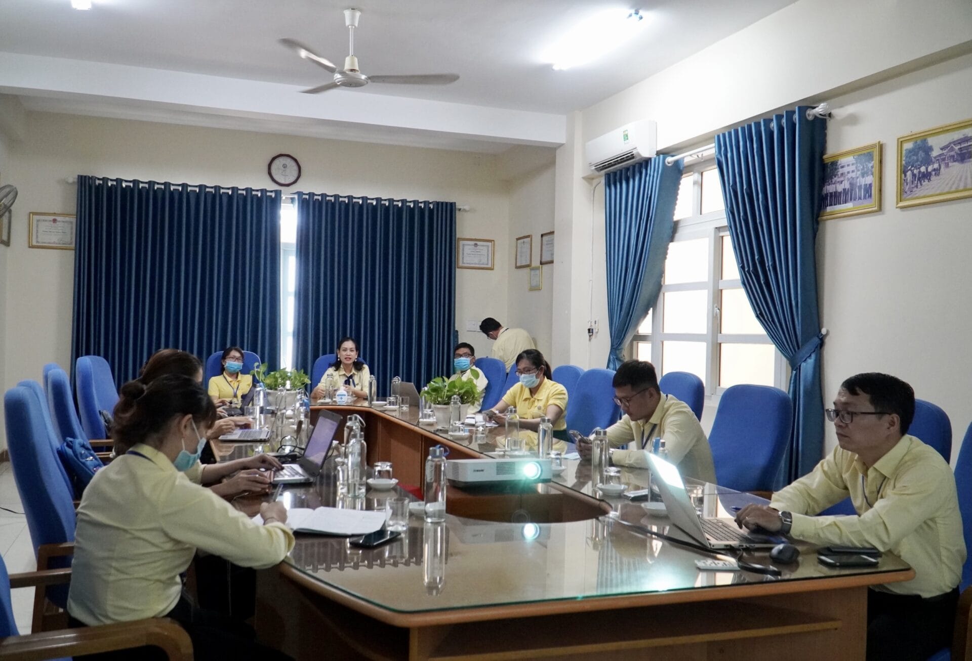 Nâng cao năng lực nghiên cứu khoa học của giảng viên tại Trường Đại học Quang Trung 7 IMG 7164