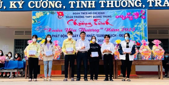 Thiet ke khong ten 13