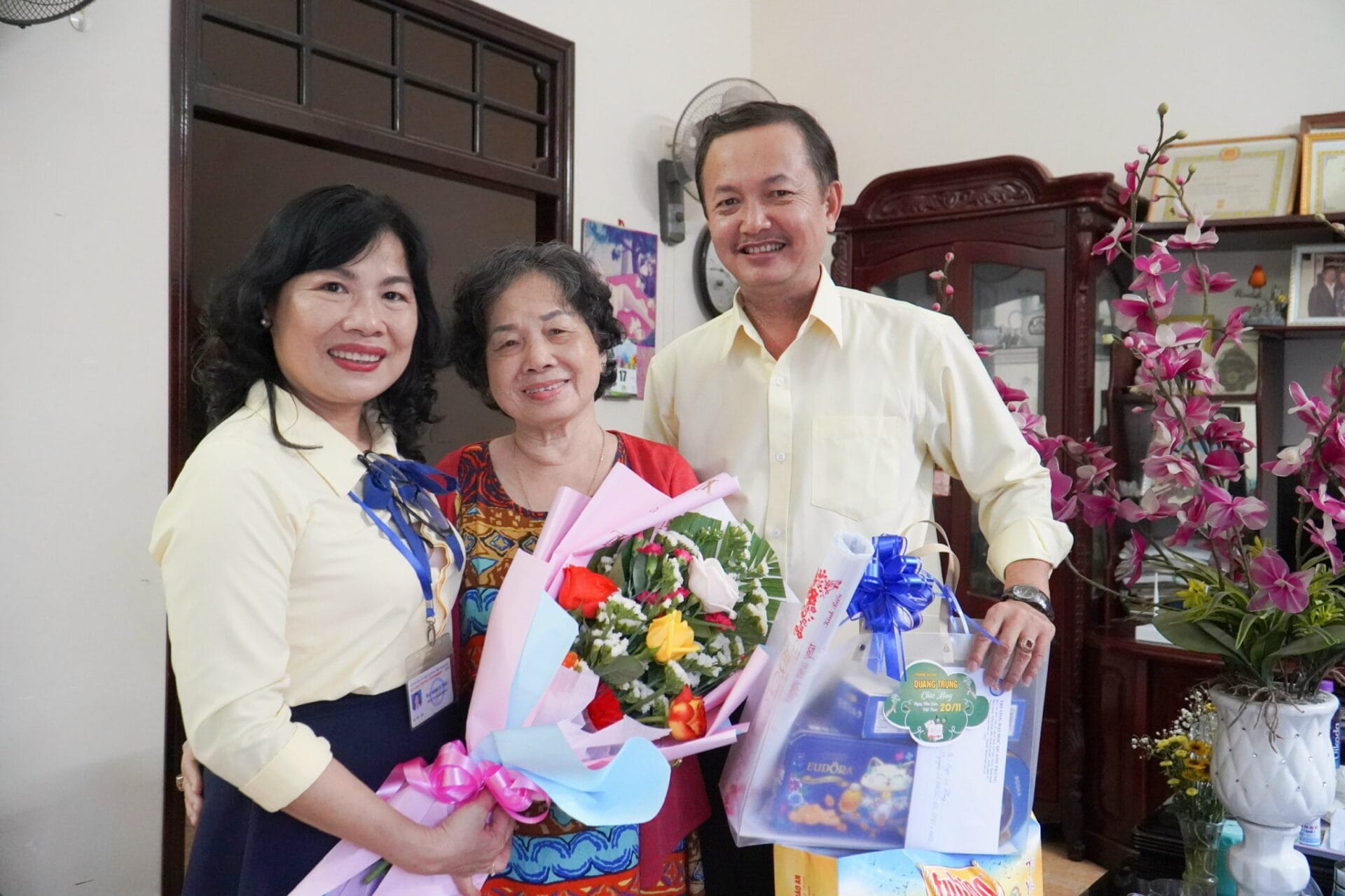 Trường Đại học Quang Trung tổ chức nhiều hoạt động ý nghĩa kỷ niệm 40 năm Ngày Nhà giáo Việt Nam 3 1adf5f57ba1663483a07