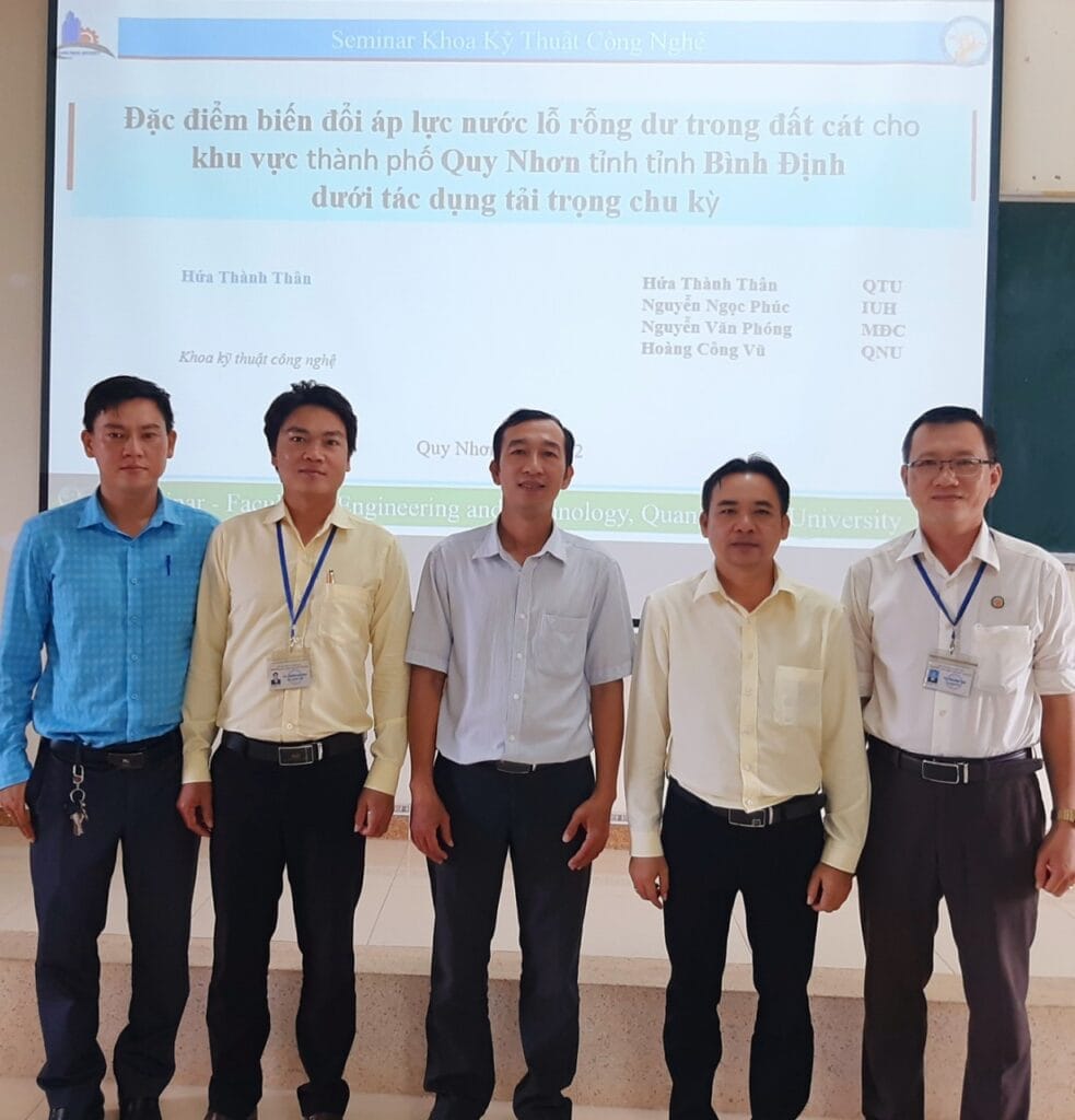 Báo cáo Seminar “Đặc điểm biến đổi áp lực nước lỗ rỗng dư trong đất cát cho khu vực Thành phố Quy Nhơn tỉnh Bình Định dưới tác dụng tải trọng chu kỳ” 9 z3920166153852 55e05899c81a6464cb33089a57843a75