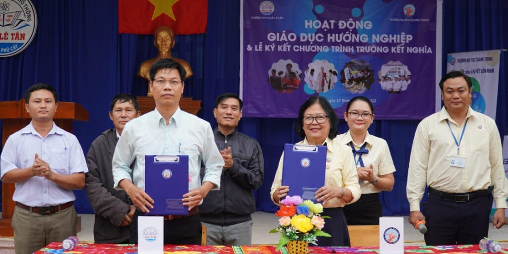 ky ket hop tac voi THPT Ngo Le Tan