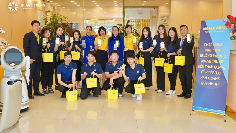 Sinh viên QTU trải nghiệm thực tế nghề Tài chính – Kế toán tại Nam A Bank Quy Nhơn 22 571780928 1231211012361942 9199006943691291485 N
