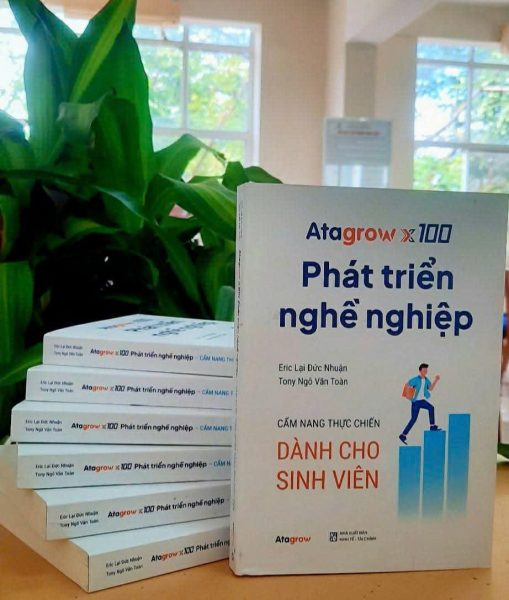 Trường Đại học Quang Trung tiếp nhận tặng sách và trao đổi hợp tác với Công ty TNHH Atagrow 3 z7986899971197 100d6504b50fac92818702b79cbe5e68 1