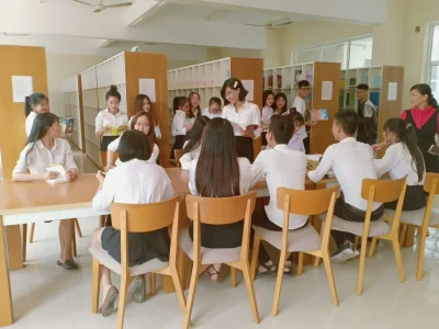 Thói quen đọc sách - Chìa khóa thành công cho sinh viên 4.0