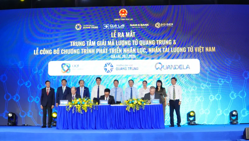 Trường Đại học Quang Trung Cùng OQI, Quandela và Nam A Bank hợp tác phát triển hệ sinh thái lượng tử