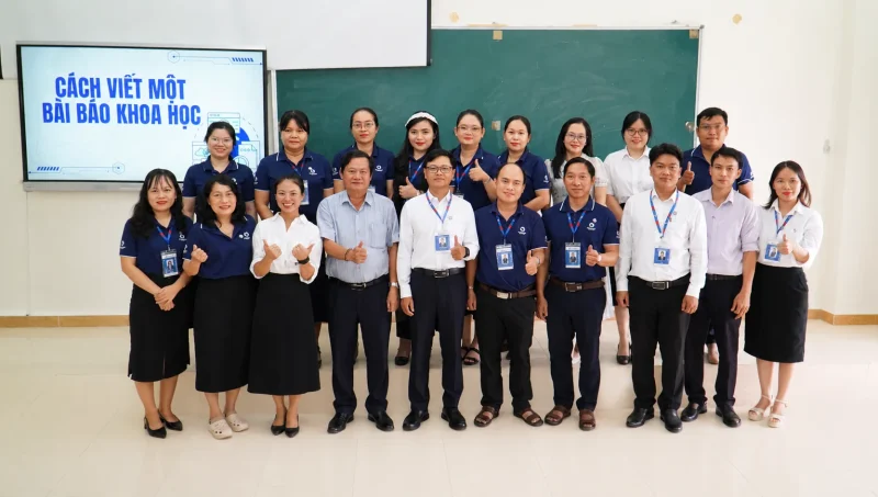 Nâng cao năng lực học thuật chuyên đề "Cách viết một bài báo khoa học"