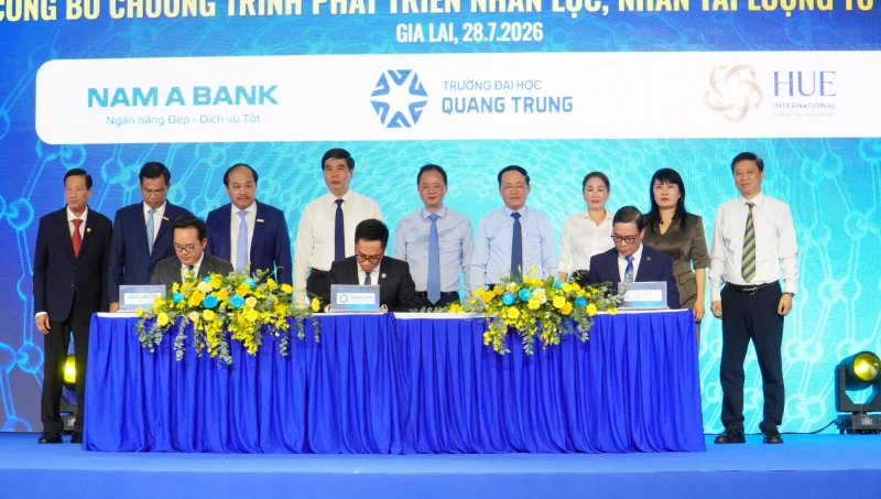QTU ký kết hợp tác với NAB và Bệnh viện Đa khoa Quốc tế Huế thúc đẩy phát triển lượng tử