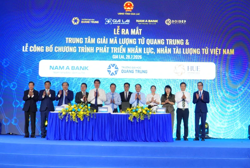 QTU ký kết hợp tác với NAB và Bệnh viện Đa khoa Quốc tế Huế thúc đẩy phát triển lượng tử