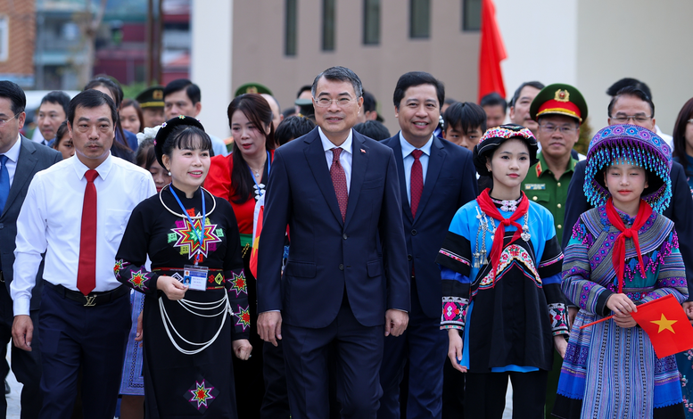 Khai giảng toàn quốc 2026